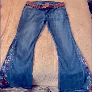 Embroidered flare bell bottom stretch jeans 12
